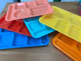 Dining Trays. Great For Kids Or Picnics Or Parties. Excellent Condition