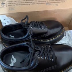 Dr. Martens Quad Platform Shoes – Women’s Size 7 (Black)