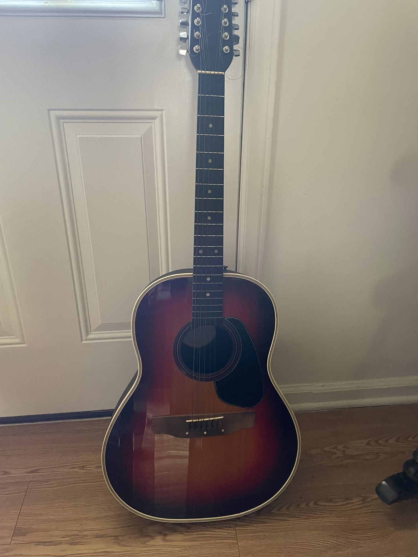 Applause Guitar Model AA15  