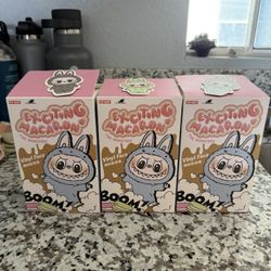 Exciting Macaron Labubu