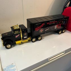 1999 Milwaukee 18 Wheeler Toy 75th Anniversary $50 FIRM 