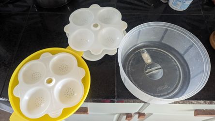 Microwave Idli Maker
