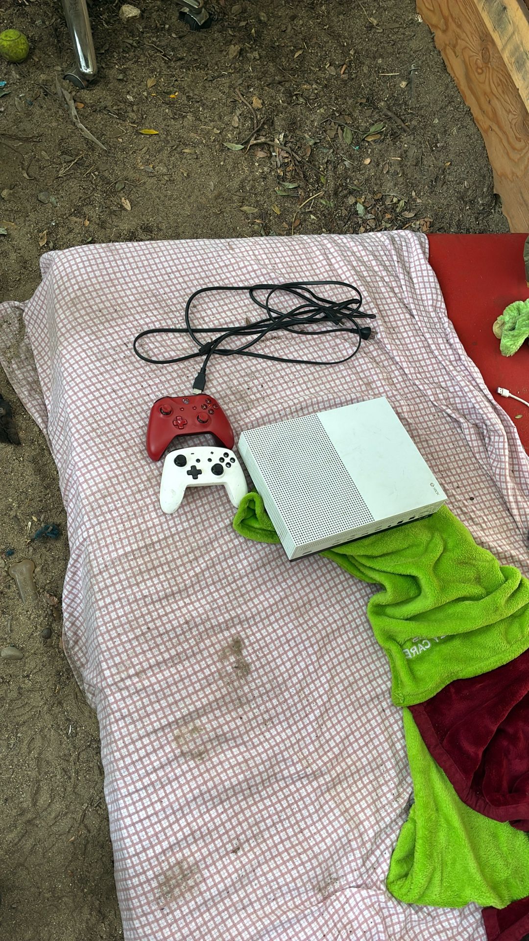Xbox One S