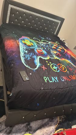 Queen bed