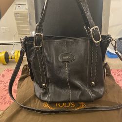 Authentic TOD’S 2-way Leather Bag