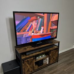 60" flat screen HD TV