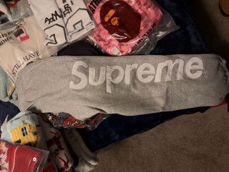 supreme sweats (XL)