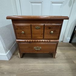 2 Drawer Stand