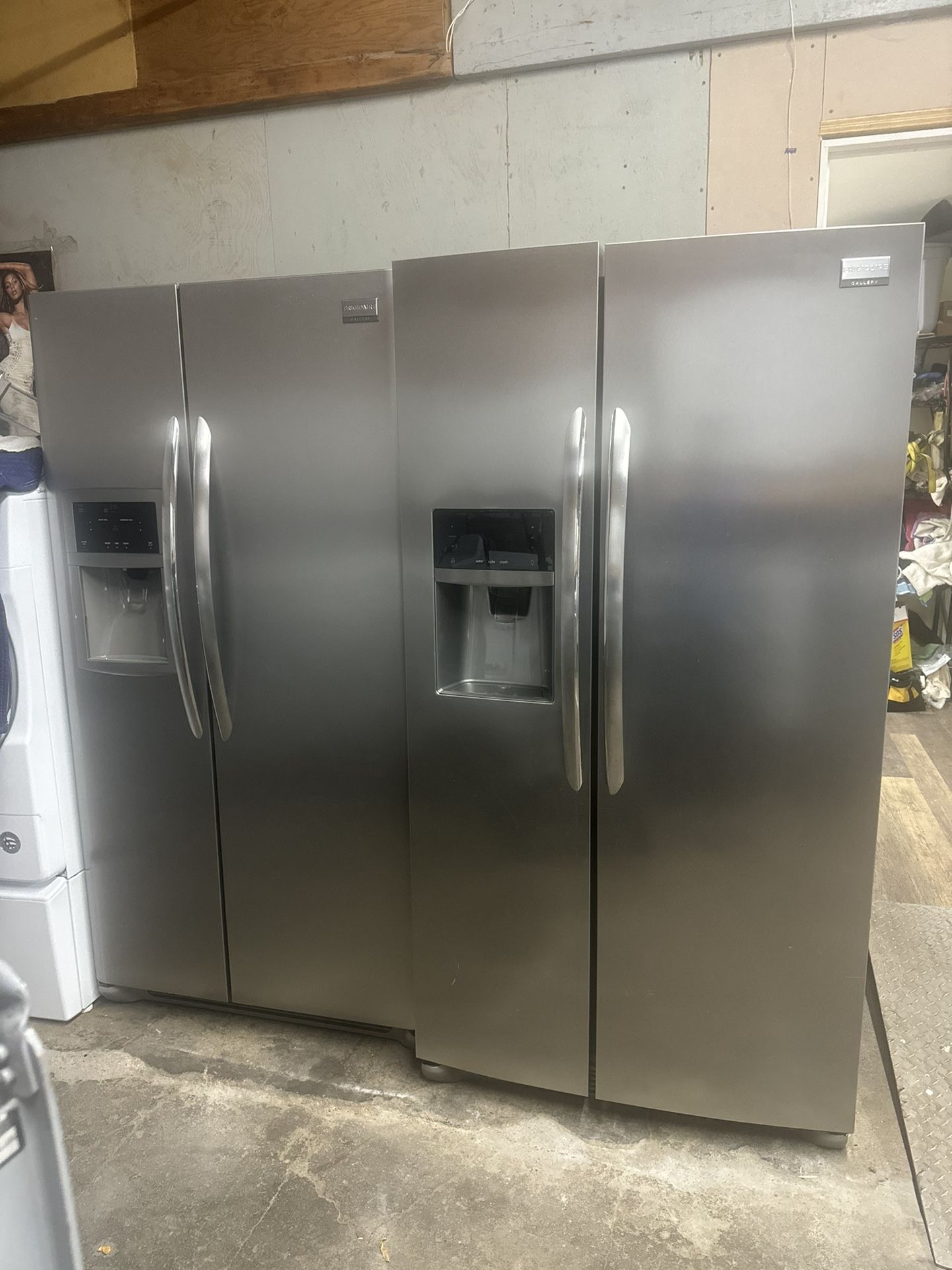 Frigidaire Refrigerator 
