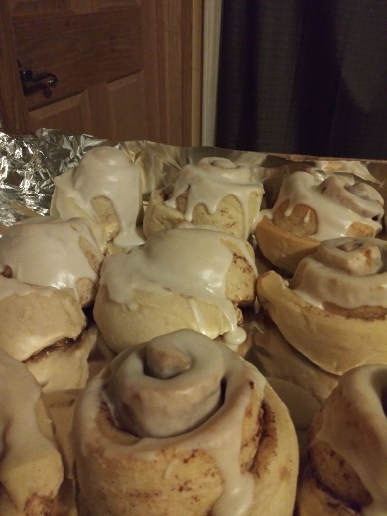 Jumbo cinnamon rolls by the dozen