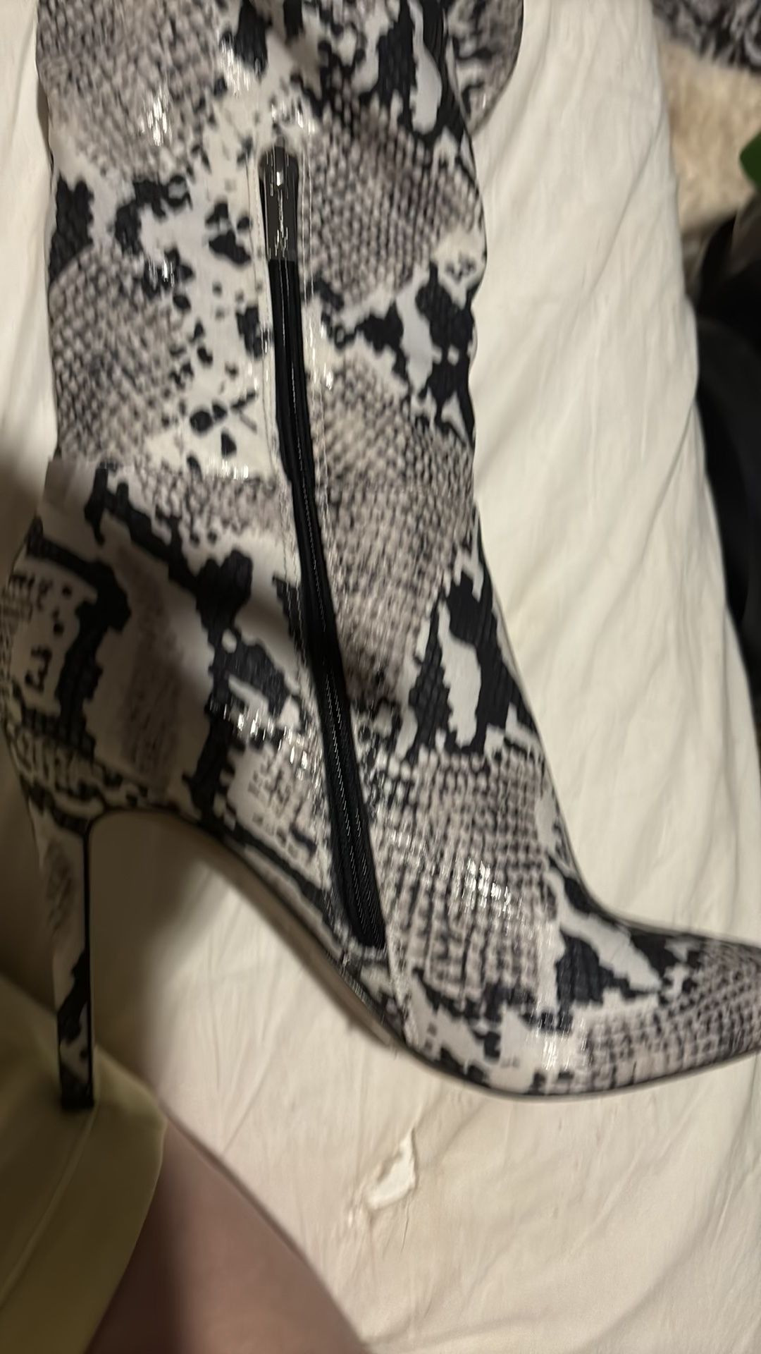 Jessica Simpson Size 9 Boots 