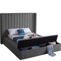 Kiki Velvet Grey King Bed (3 Boxes)

