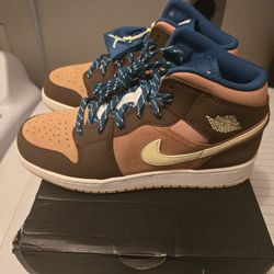 New Air Jordan 1 Mid