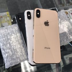 iPhone XS 256gb Unlocked Excellent Condition $399 Each 