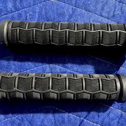 HARO Handle Bar Grips (Black) BMX (NEW)