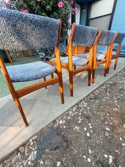 Beautiful mid century dining chairs