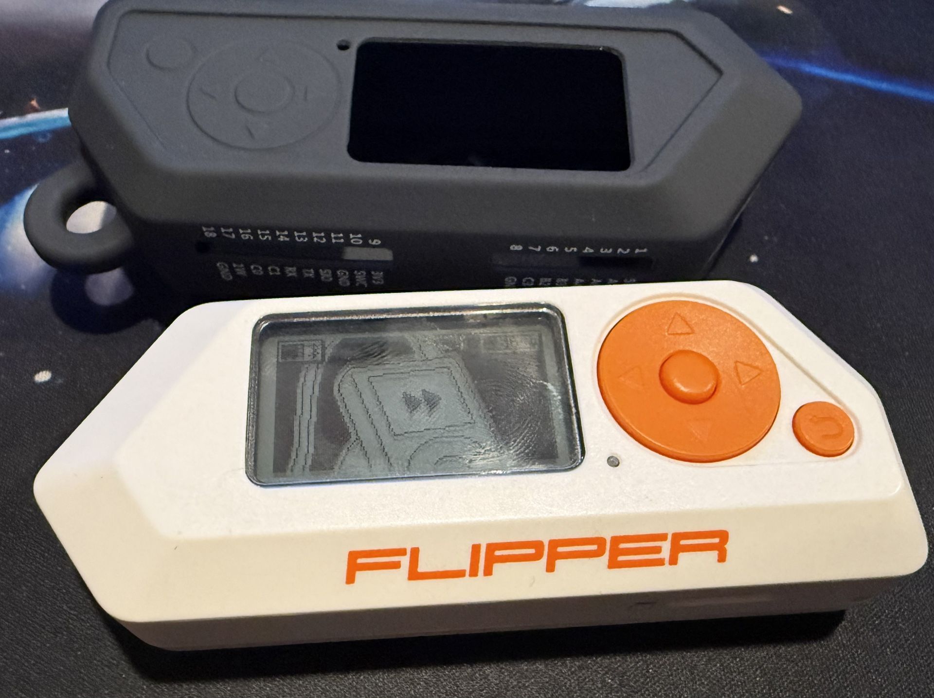 Flipper Zero With Screen Protectors, case, IR blaster, CC1101 with Antenna 