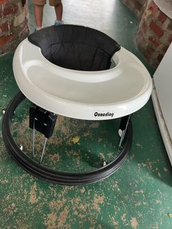 Baby adjustable walker