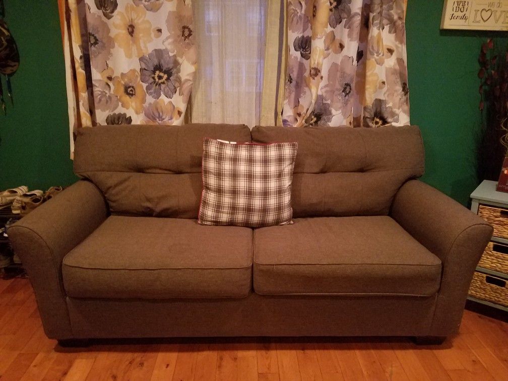 Couches for Sale in Philadelphia, PA OfferUp