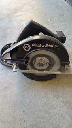 Black & Decker 1.5 HP Circular Saw – 7¼” Blade – Works Great