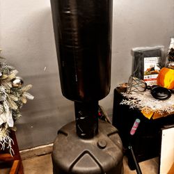 Century Wavemaster Freestanding Heavy Bag