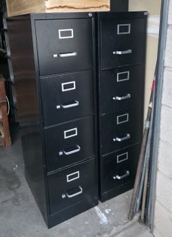File Cabinets - Legal Size 4 Drawer

