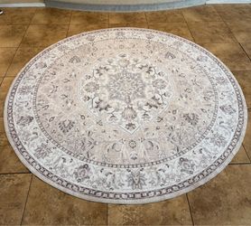 7'x7' round rug