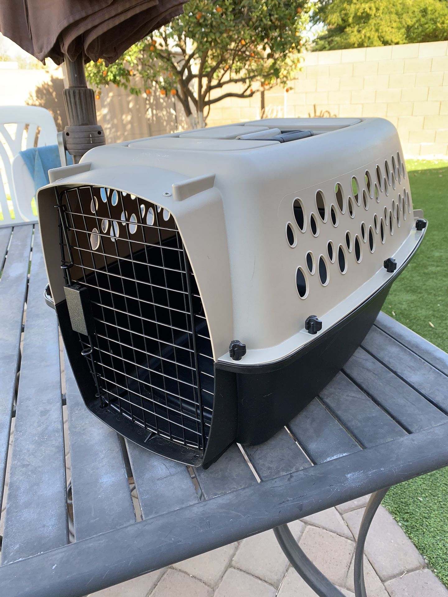 Medium Size Dog Crate 