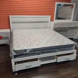 4 Pc Queen Bedroom Set With Queen Bedframe Dresser Nightstand And Mirror
