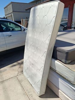 Nice Comfortable Twin-size Mattress (no box spring)