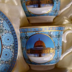 Vintage 1980 Jerusalem Tea Or Coffee Set Missing A Cup And 2 Plates $20 Please Check Out All Pictures Pick Up At Country Club And Grant 