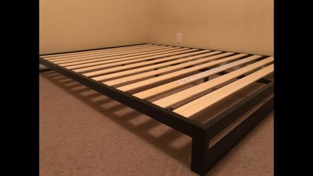 King Size Metal Bed Frame With Wooden Slats