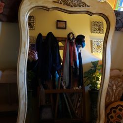 Large Vintage Mirror...8