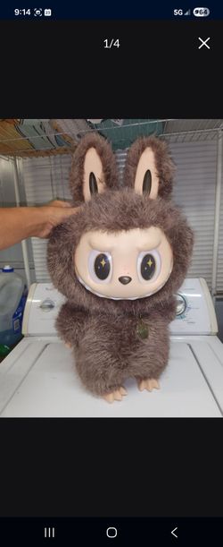Authentic huge labubu