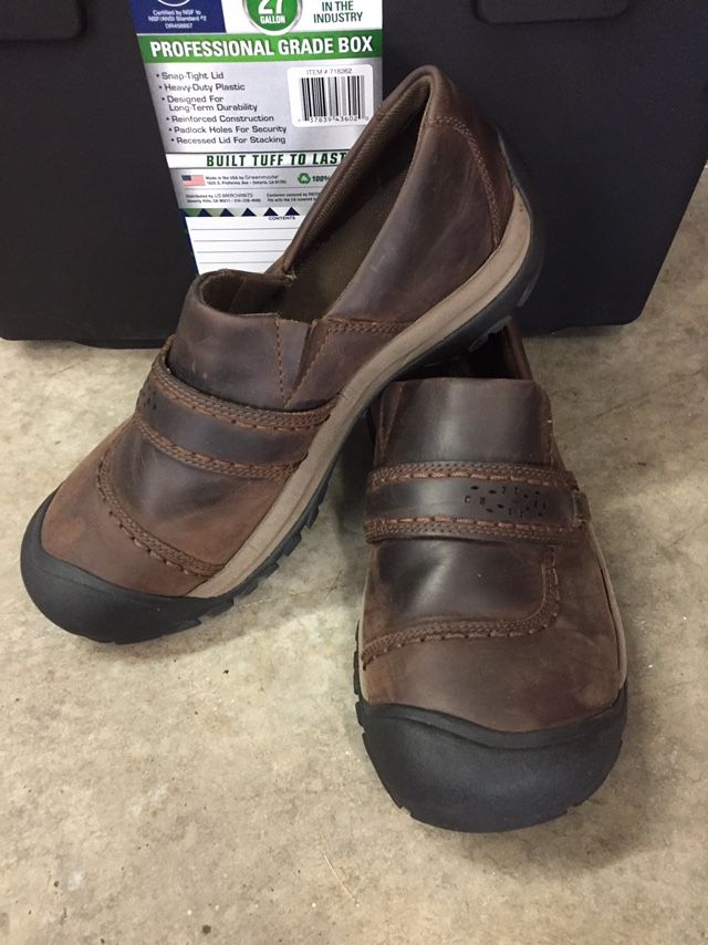 Keen Shoes, Size 10