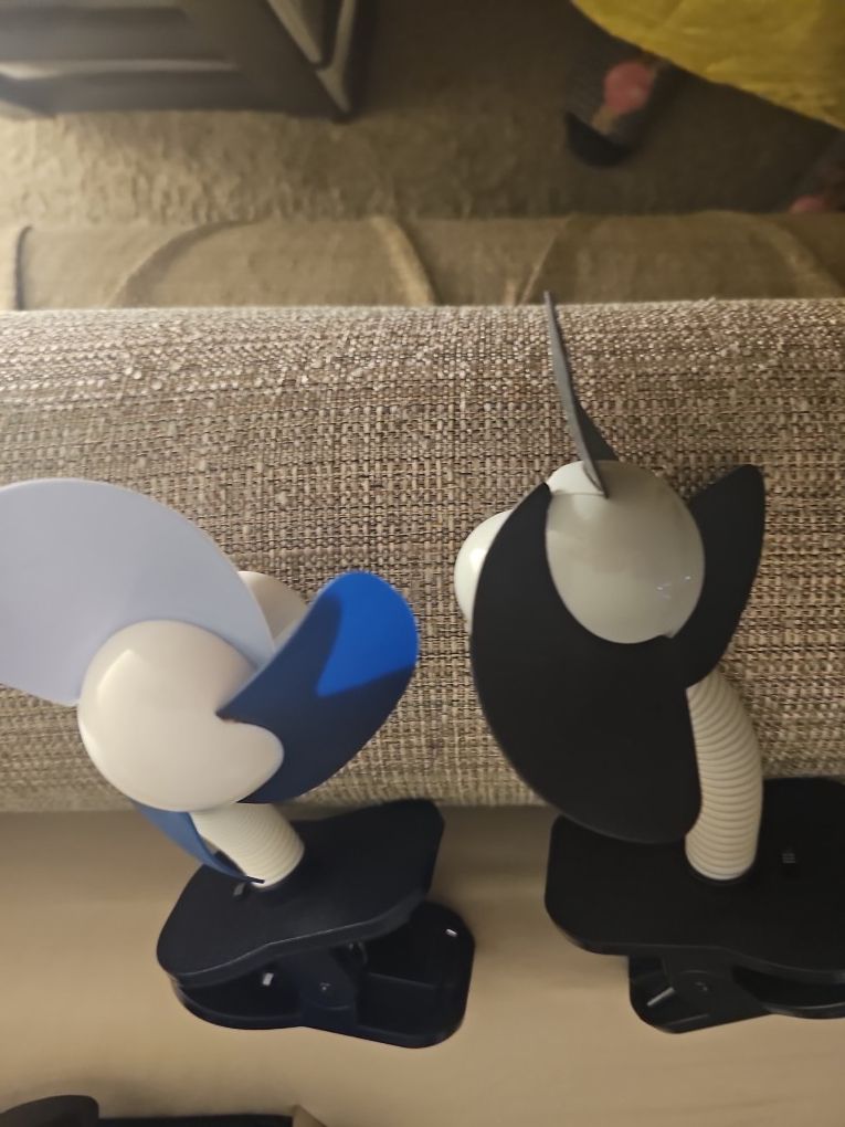2 Baby Fans Battery Operated