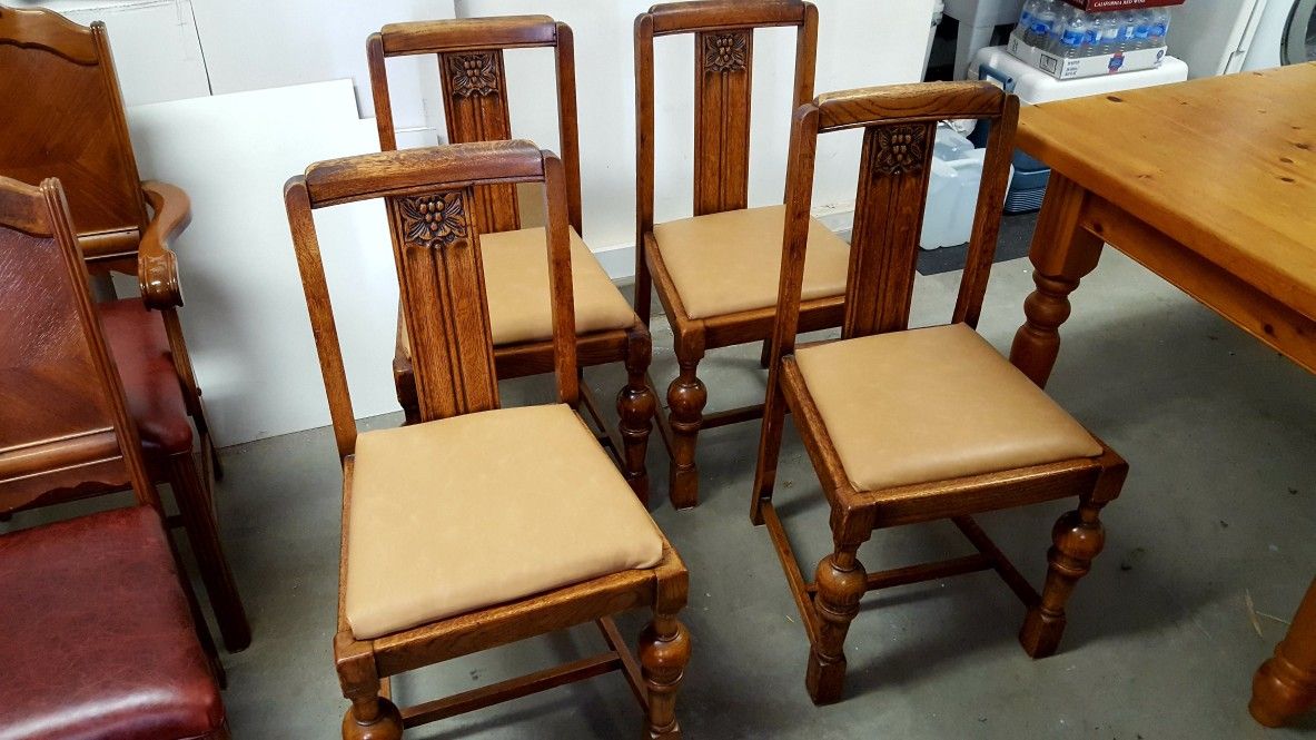 Set of 4 antique dining room chairs