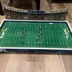 Large Tudor NFL Electric Football Game
