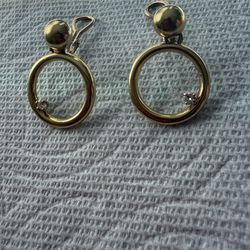 18k gold hoop earrings  with diamonds