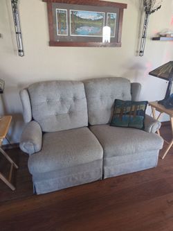 Reclining love seat