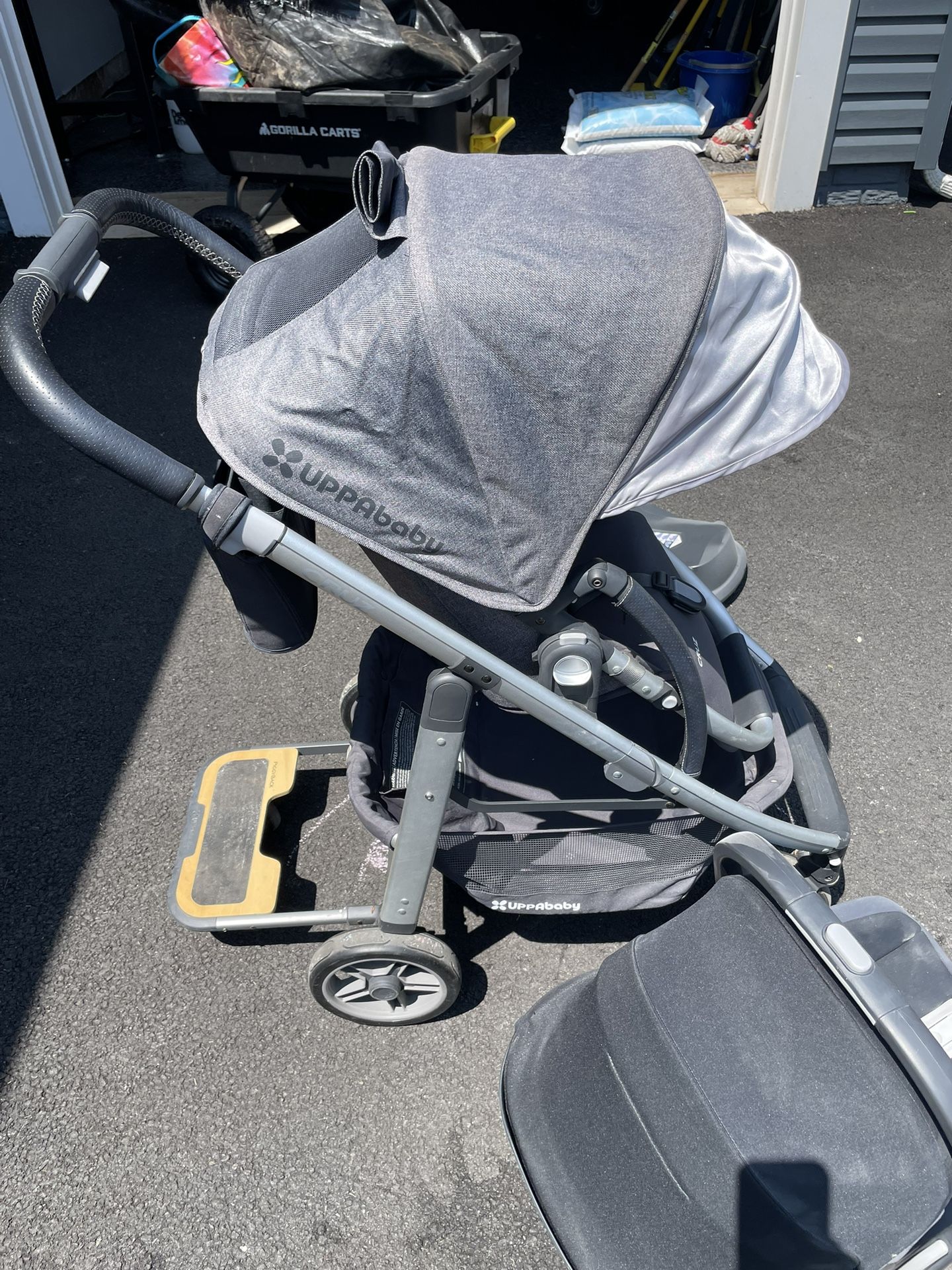 Uppababy Stroller and Car Seat