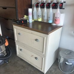 2 Filing Cabinets
