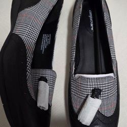 Comfirt View Women’s Shoes Sz. 11M 