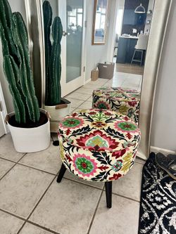 Multicolored Floral Ottoman