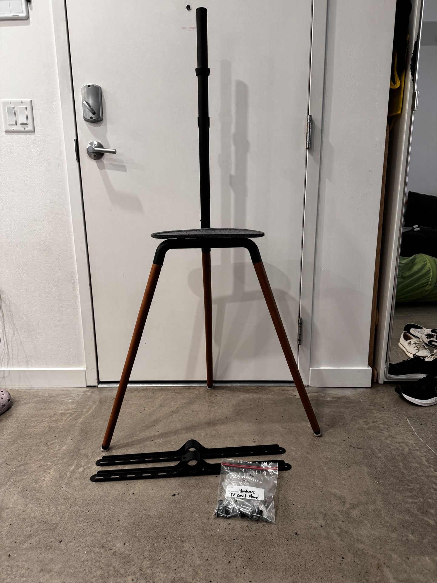 Easel Style TV Stand