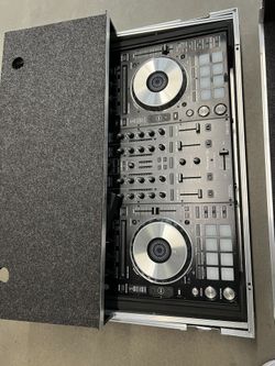 Pioneer DJ DDJ-SX3 DJ Controller With ODYUSA Case