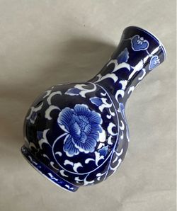 Vintage Chinese Blue and White Hand-Painted Peony Motif Vase