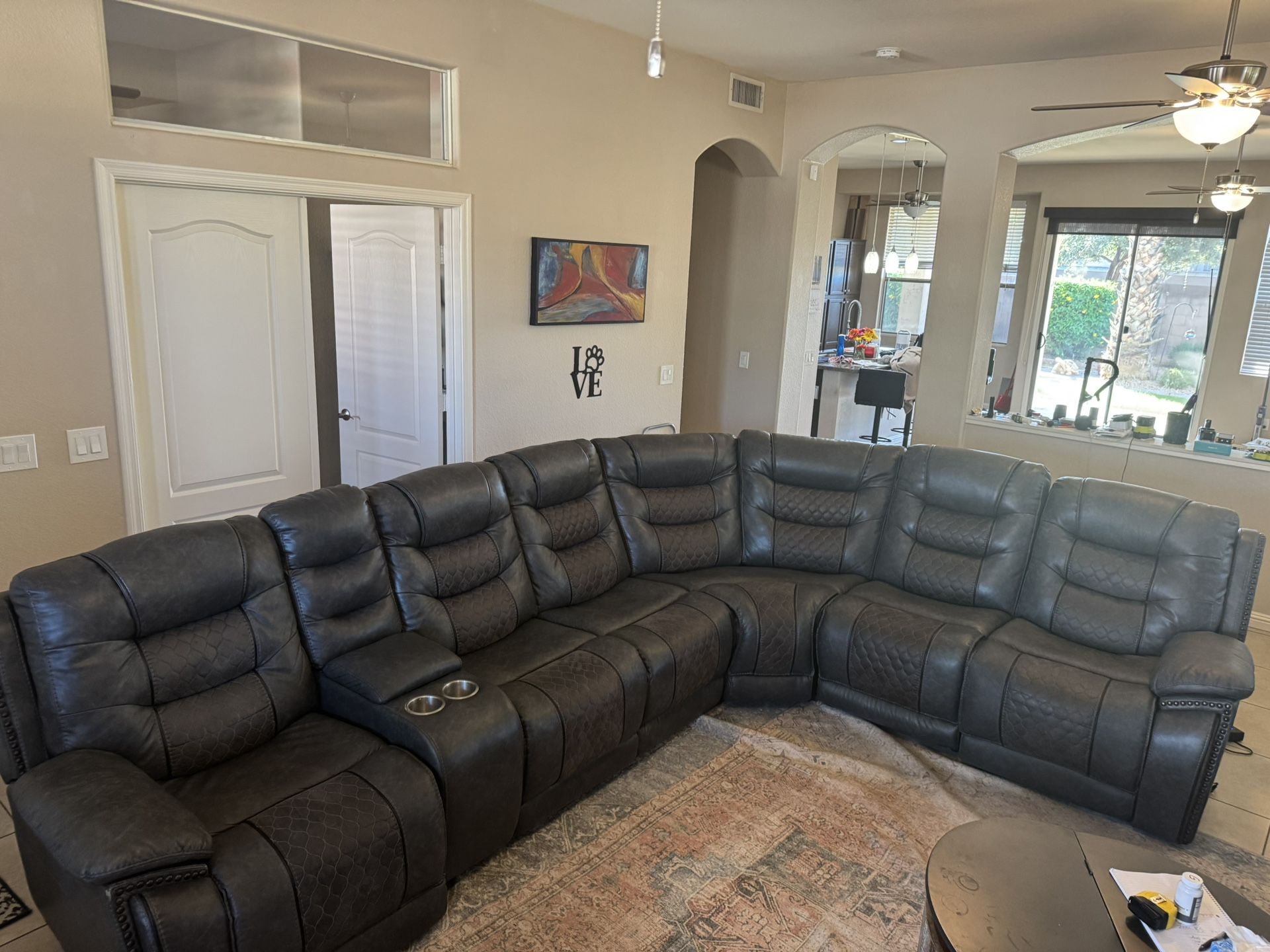 Luxurious Like New Couch /recliner Sectional 