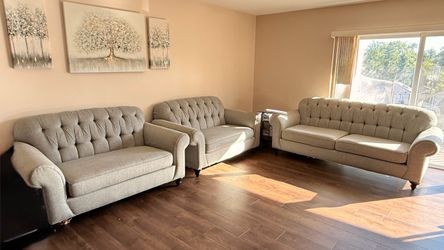 3-Piece Tufted Sofa Set