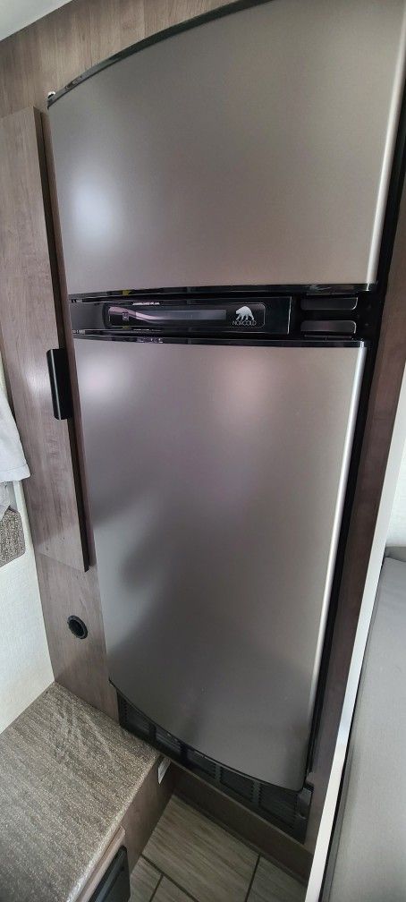 RV Refrigerator New Norcold N4150A